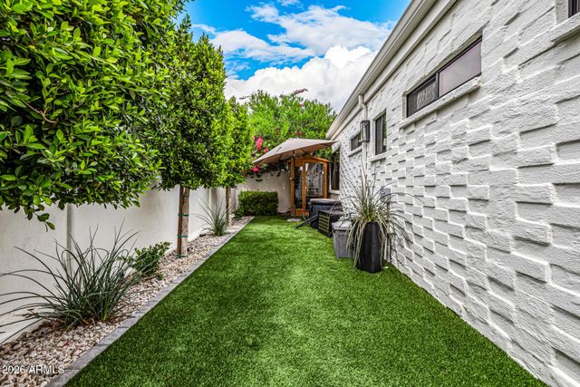 7770 E CAMELBACK Road 11, Scottsdale, AZ 85251