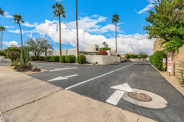 7770 E CAMELBACK Road 11, Scottsdale, AZ 85251