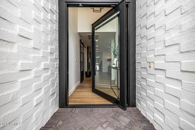 7770 E CAMELBACK Road 11, Scottsdale, AZ 85251