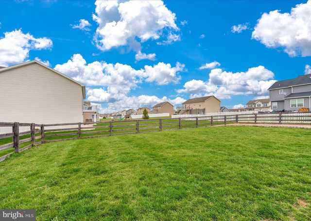 65 W CREST VIEW LN, Gettysburg, PA 17325