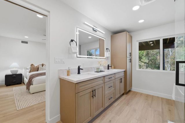 4170 Ingalls St, San Diego, CA 92103