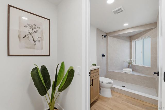 4170 Ingalls St, San Diego, CA 92103