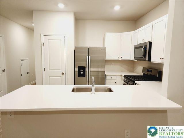 1255 Susan Circle, Upper Macungie Twp, PA 18031