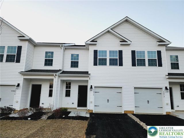 1255 Susan Circle, Upper Macungie Twp, PA 18031