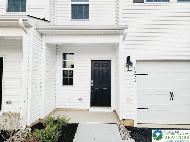 1255 Susan Circle, Upper Macungie Twp, PA 18031