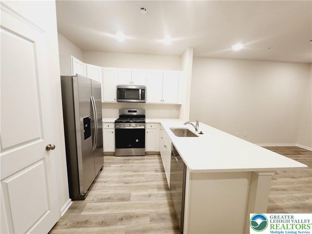 1255 Susan Circle, Upper Macungie Twp, PA 18031