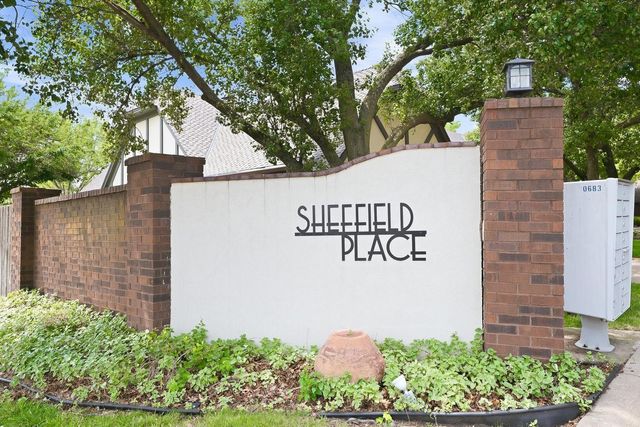 2025 N Broadmoor, Wichita, KS 67206