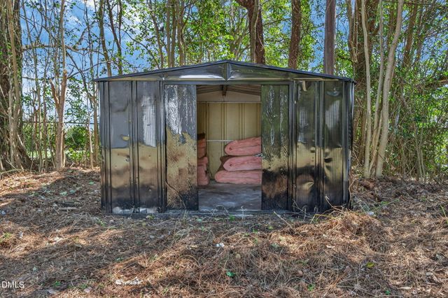 785 East River Road, Louisburg, NC 27549