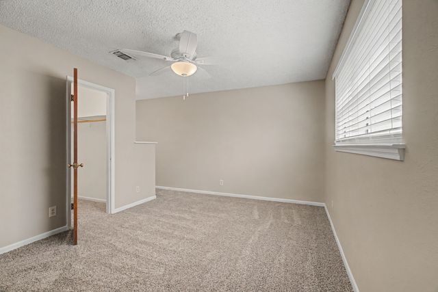 7449 Beaty Street, Fort Worth, TX 76112