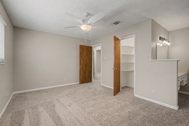 7449 Beaty Street, Fort Worth, TX 76112