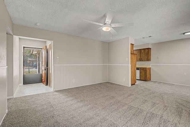 7449 Beaty Street, Fort Worth, TX 76112