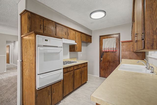 7449 Beaty Street, Fort Worth, TX 76112