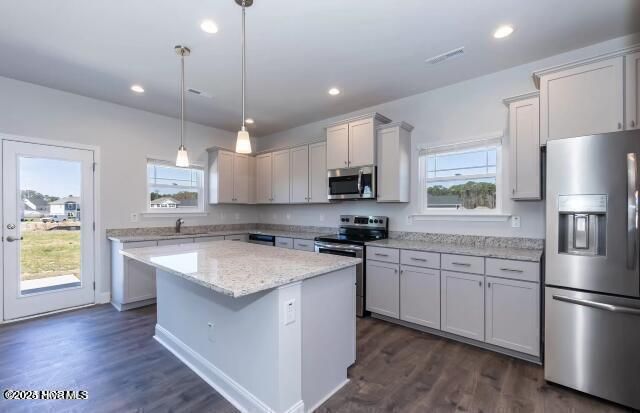 168 Poker House Road, Grimesland, NC 27837