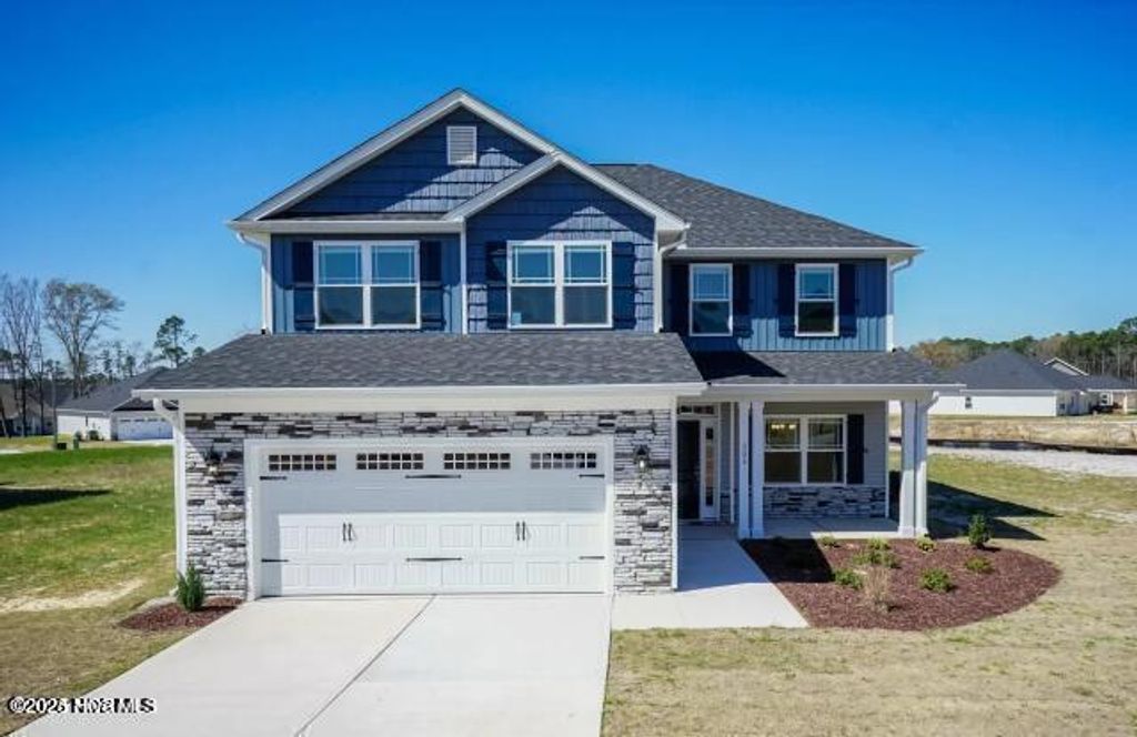 168 Poker House Road, Grimesland, NC 27837
