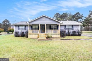 150 Dub Walker Road, Jackson, GA 30233