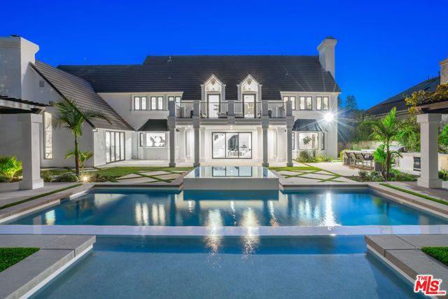 4608 Westchester Drive, Woodland Hills (los Angeles), CA 91364