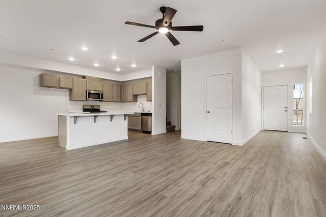 244 Green Lane, Dayton, NV 89403