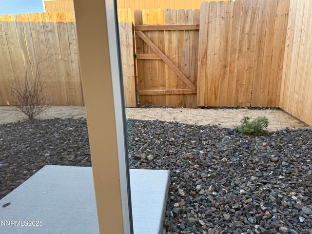 244 Green Lane, Dayton, NV 89403