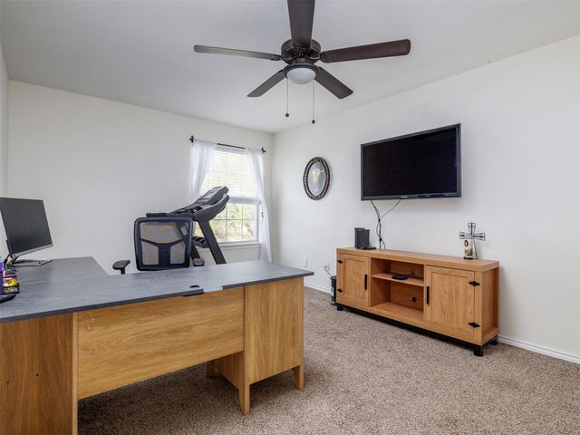 109 Killian LOOP, Hutto, TX 78634