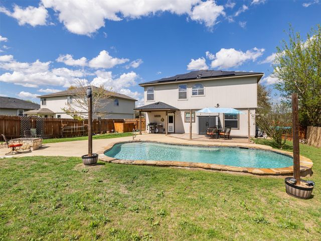 109 Killian LOOP, Hutto, TX 78634