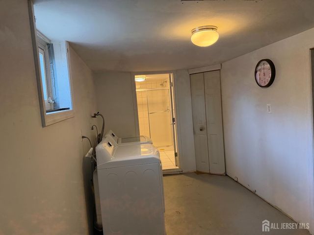 433 S 8th Avenue S, Highland Park, NJ 08904