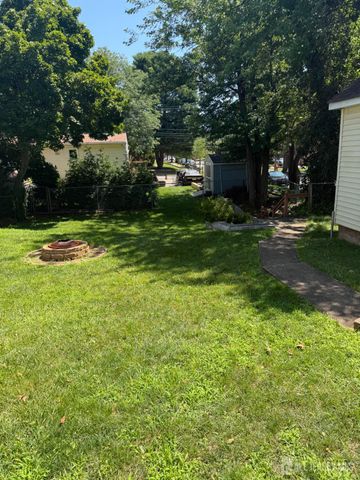 433 S 8th Avenue S, Highland Park, NJ 08904