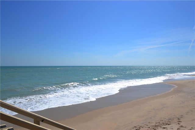 3554 Ocean Drive 403N, Vero Beach, FL 32963