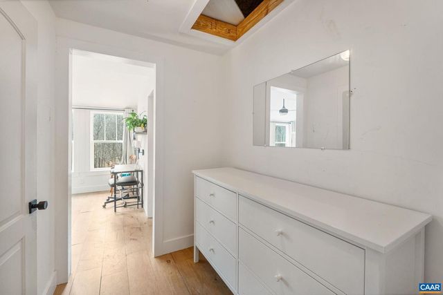 459 ROCKY HOLLOW RD, Charlottesville, VA 22911