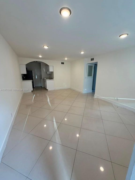 10230 Twin Lakes Drive 16-C, Coral Springs, FL 33071