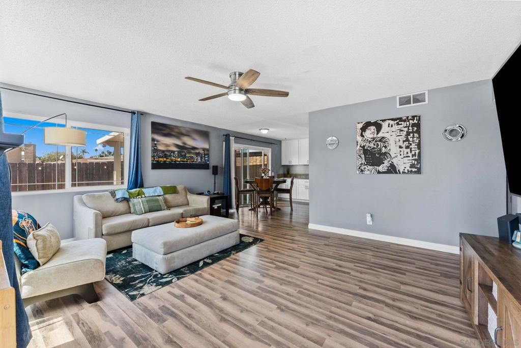 2787 Thunder Dr, Oceanside, CA 92056 — photo 3