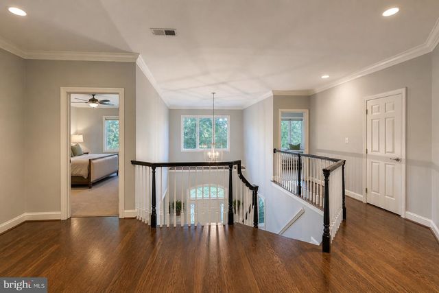 3242 VALLEY LANE, Falls Church, VA 22044