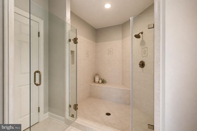3242 VALLEY LANE, Falls Church, VA 22044