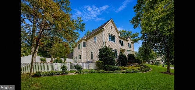 3242 VALLEY LANE, Falls Church, VA 22044