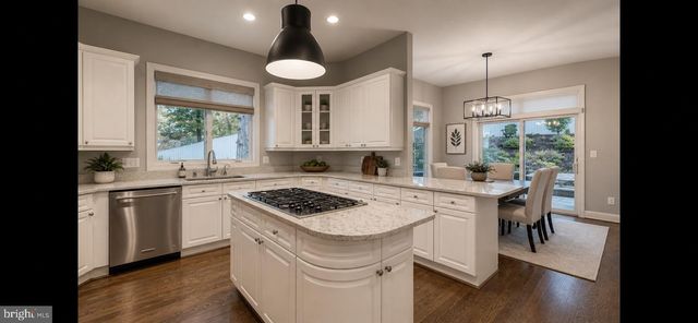 3242 VALLEY LANE, Falls Church, VA 22044