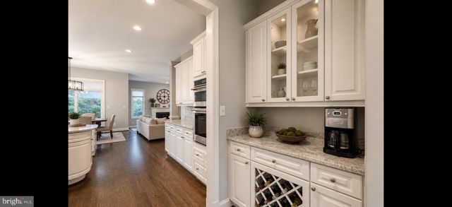 3242 VALLEY LANE, Falls Church, VA 22044