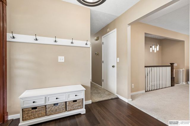 2127 Mayfair Drive, Omaha, NE 68144