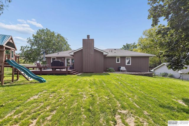 2127 Mayfair Drive, Omaha, NE 68144