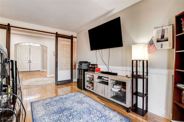 9304 Empire Rock Street, Las Vegas, NV 89143