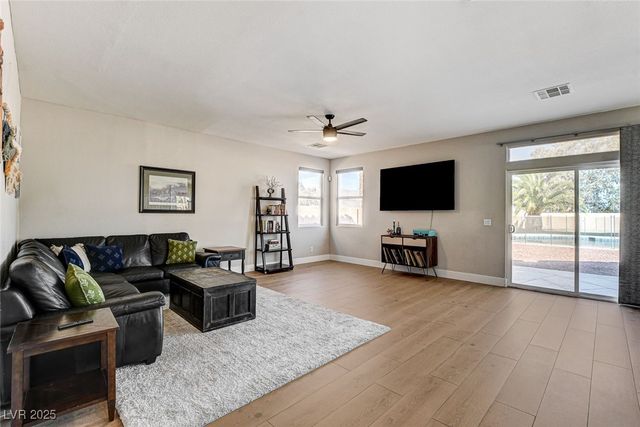 9304 Empire Rock Street, Las Vegas, NV 89143