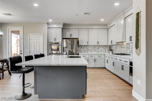 9304 Empire Rock Street, Las Vegas, NV 89143