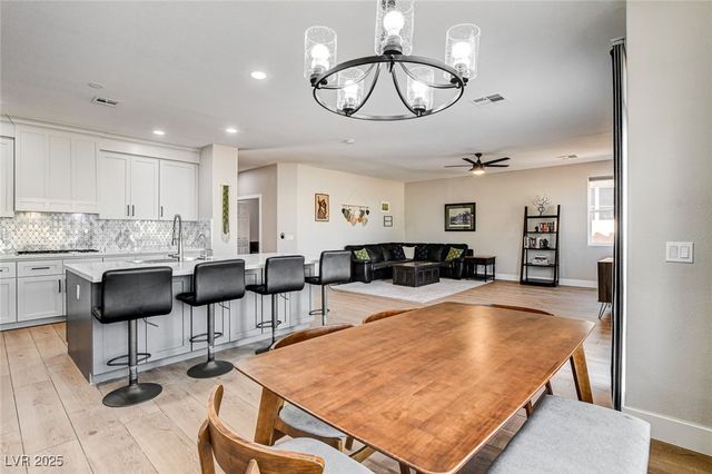 9304 Empire Rock Street, Las Vegas, NV 89143