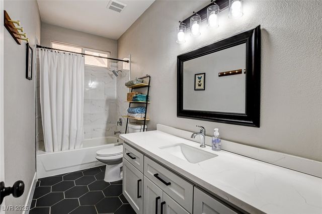 9304 Empire Rock Street, Las Vegas, NV 89143