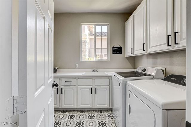 9304 Empire Rock Street, Las Vegas, NV 89143