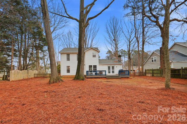 12208 Woodbend Drive, Matthews, NC 28105