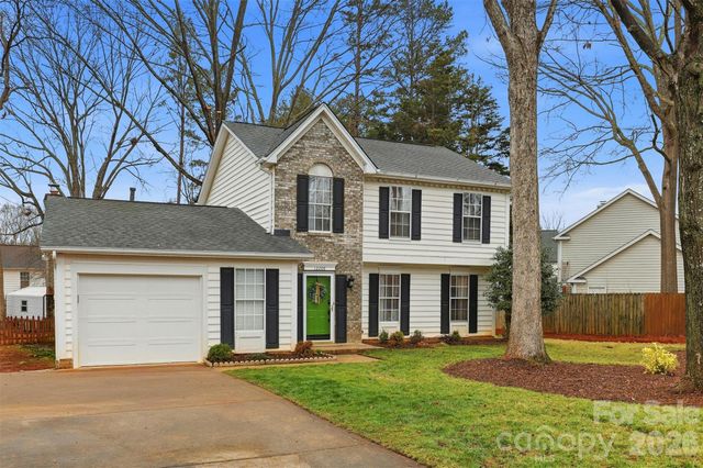 12208 Woodbend Drive, Matthews, NC 28105