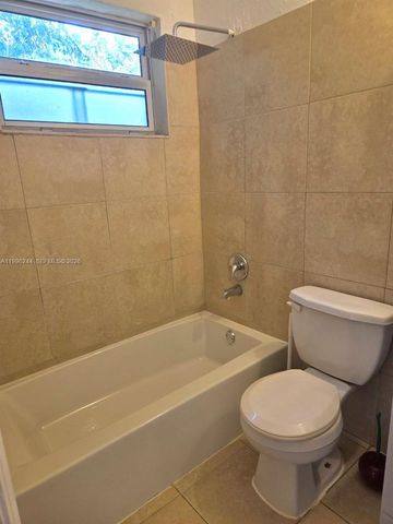 34 SW 6th Ave 4, Dania Beach, FL 33004