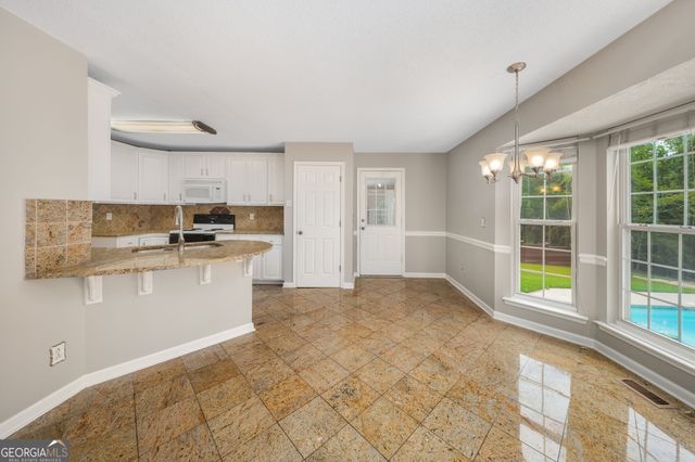 149 Lakeloch Drive, Lizella, GA 31052
