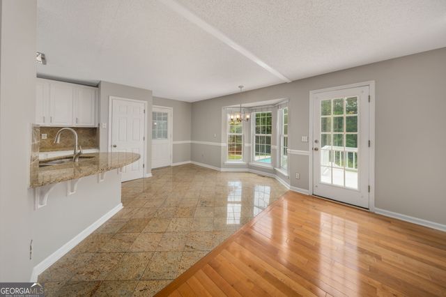 149 Lakeloch Drive, Lizella, GA 31052