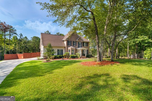 149 Lakeloch Drive, Lizella, GA 31052