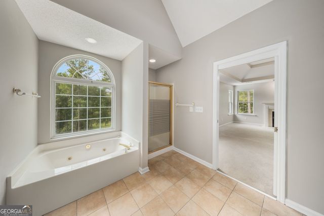 149 Lakeloch Drive, Lizella, GA 31052
